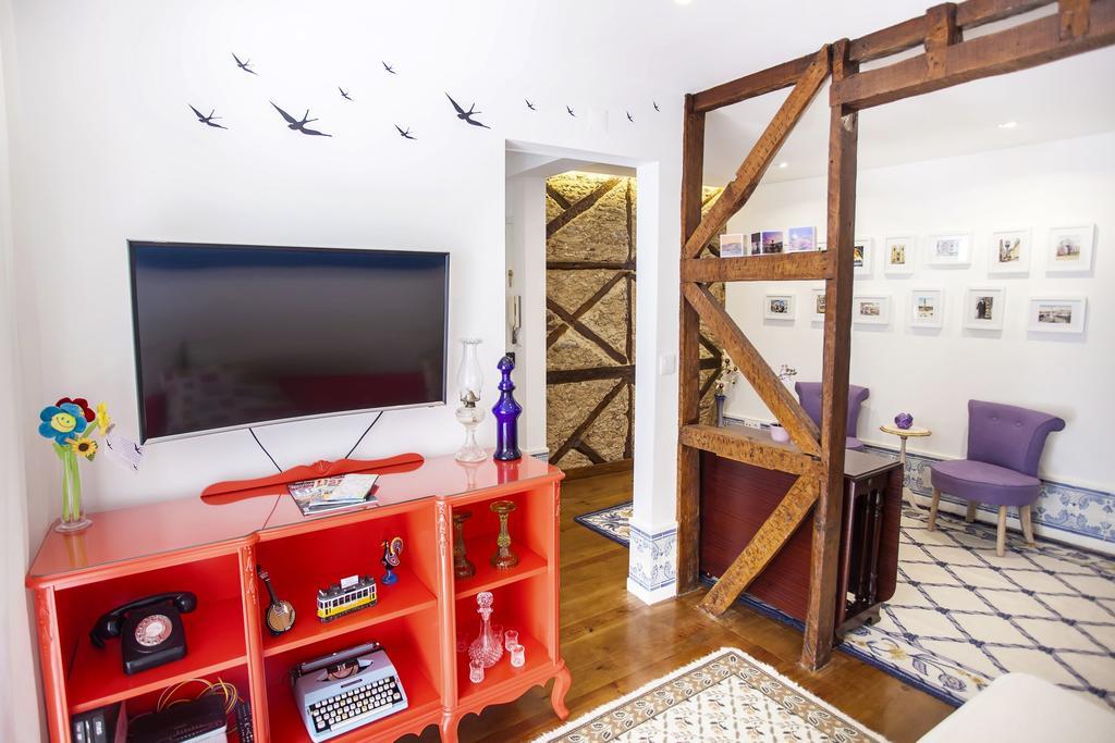 Typical Bairro Alto Apartment Lisboa Dış mekan fotoğraf