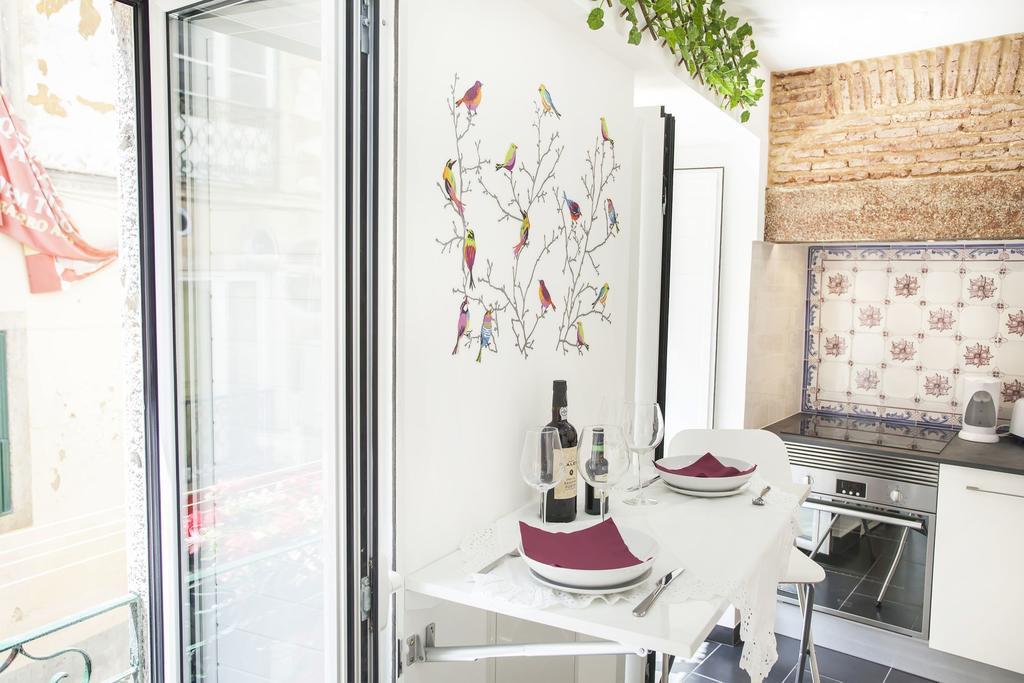 Typical Bairro Alto Apartment Lisboa Dış mekan fotoğraf