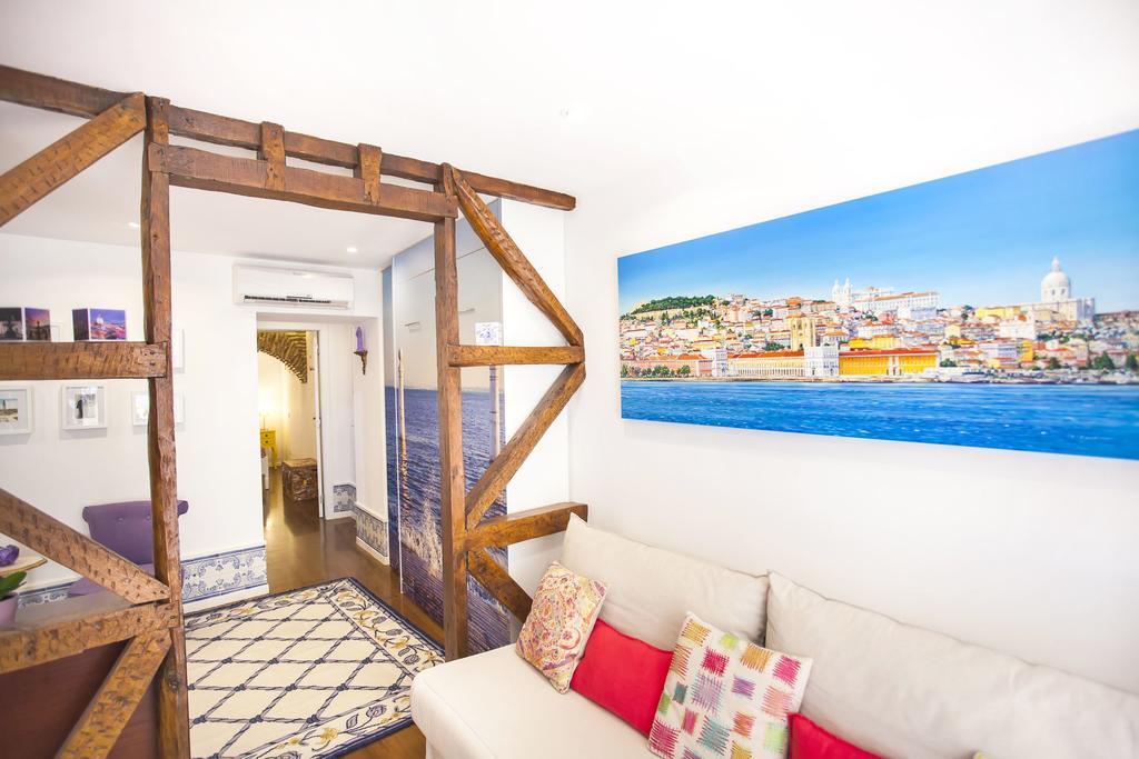 Typical Bairro Alto Apartment Lisboa Dış mekan fotoğraf