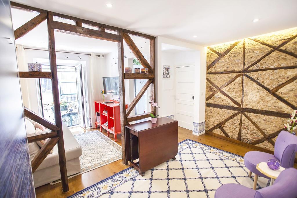Typical Bairro Alto Apartment Lisboa Dış mekan fotoğraf