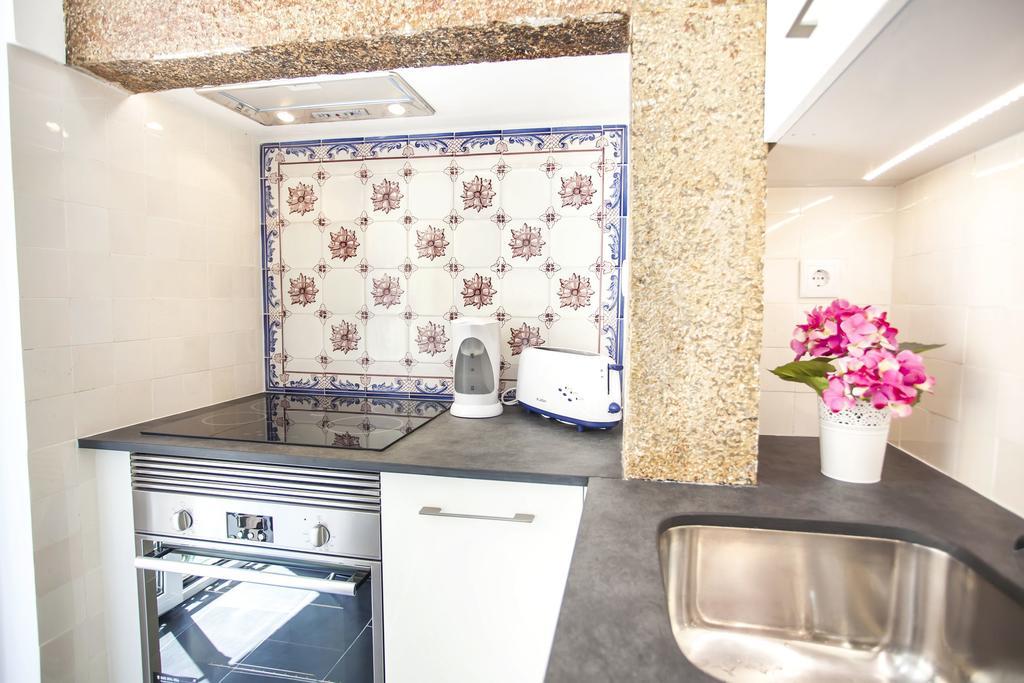 Typical Bairro Alto Apartment Lisboa Dış mekan fotoğraf