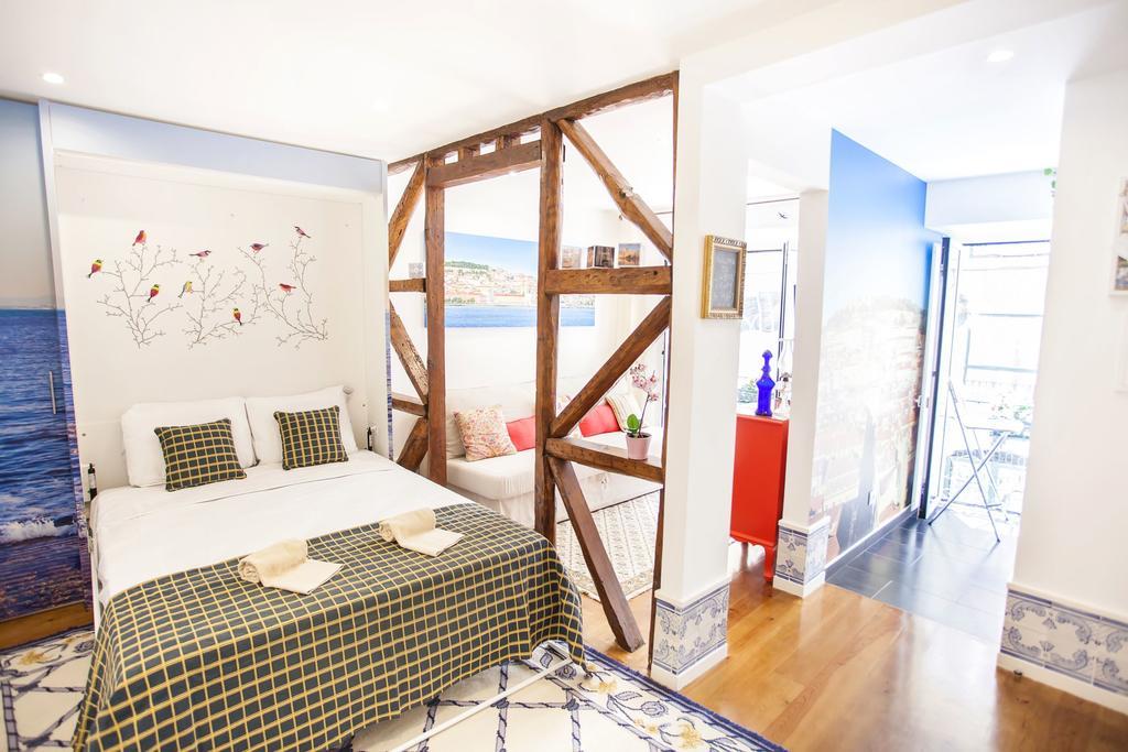 Typical Bairro Alto Apartment Lisboa Dış mekan fotoğraf
